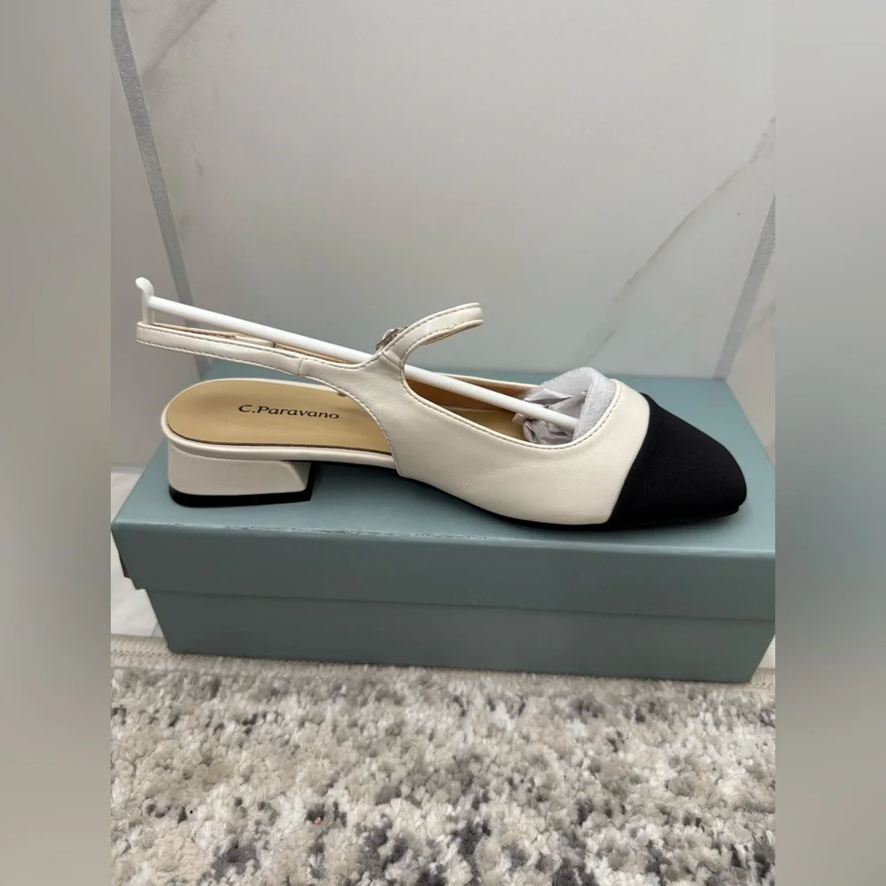 NWT C. Paravano‎ White and Black Mary Jane Shoe - Size 38 European